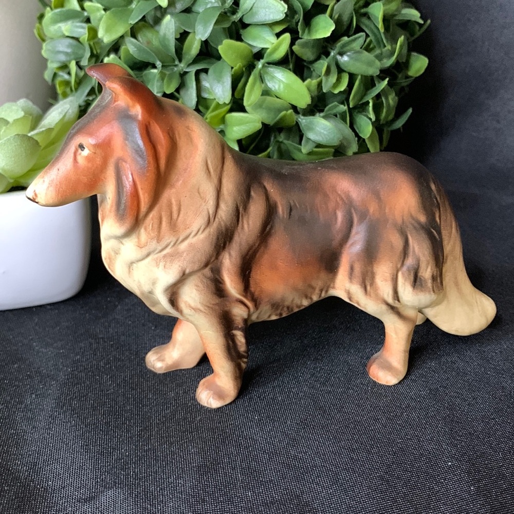 Vintage porcelain Collie dog figure Made in Japan